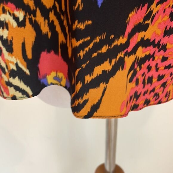 Bright animal print blouse with tie by K/G size Small - Picture 7 of 7